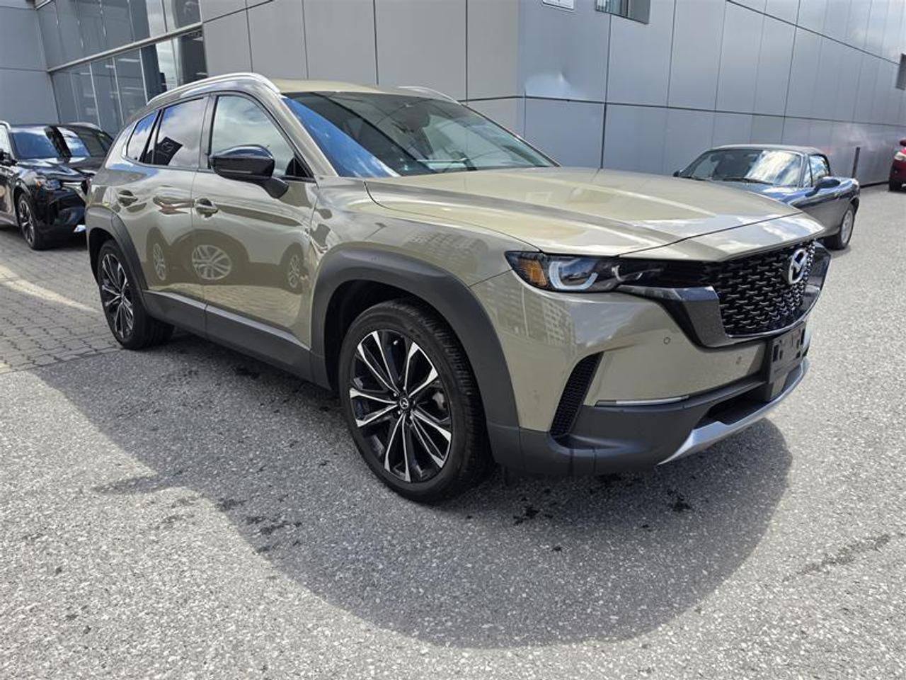 2023 Mazda CX-50  Photo