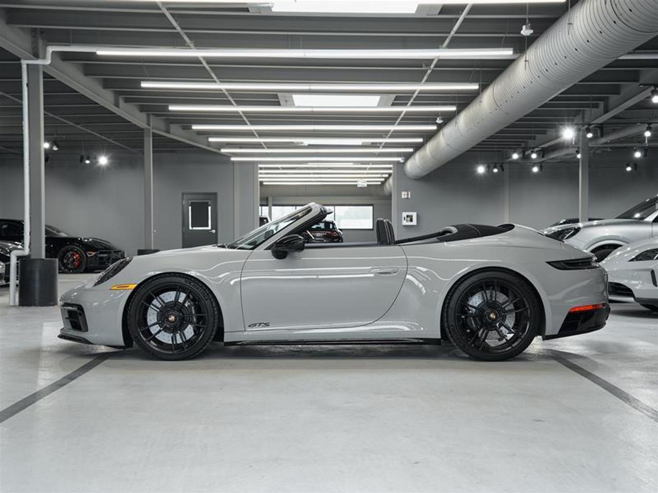 2024 Porsche 911 Carrera 4 GTS Cabriolet Photo