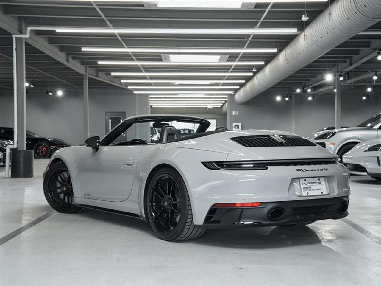 2024 Porsche 911 Carrera 4 GTS Cabriolet Photo