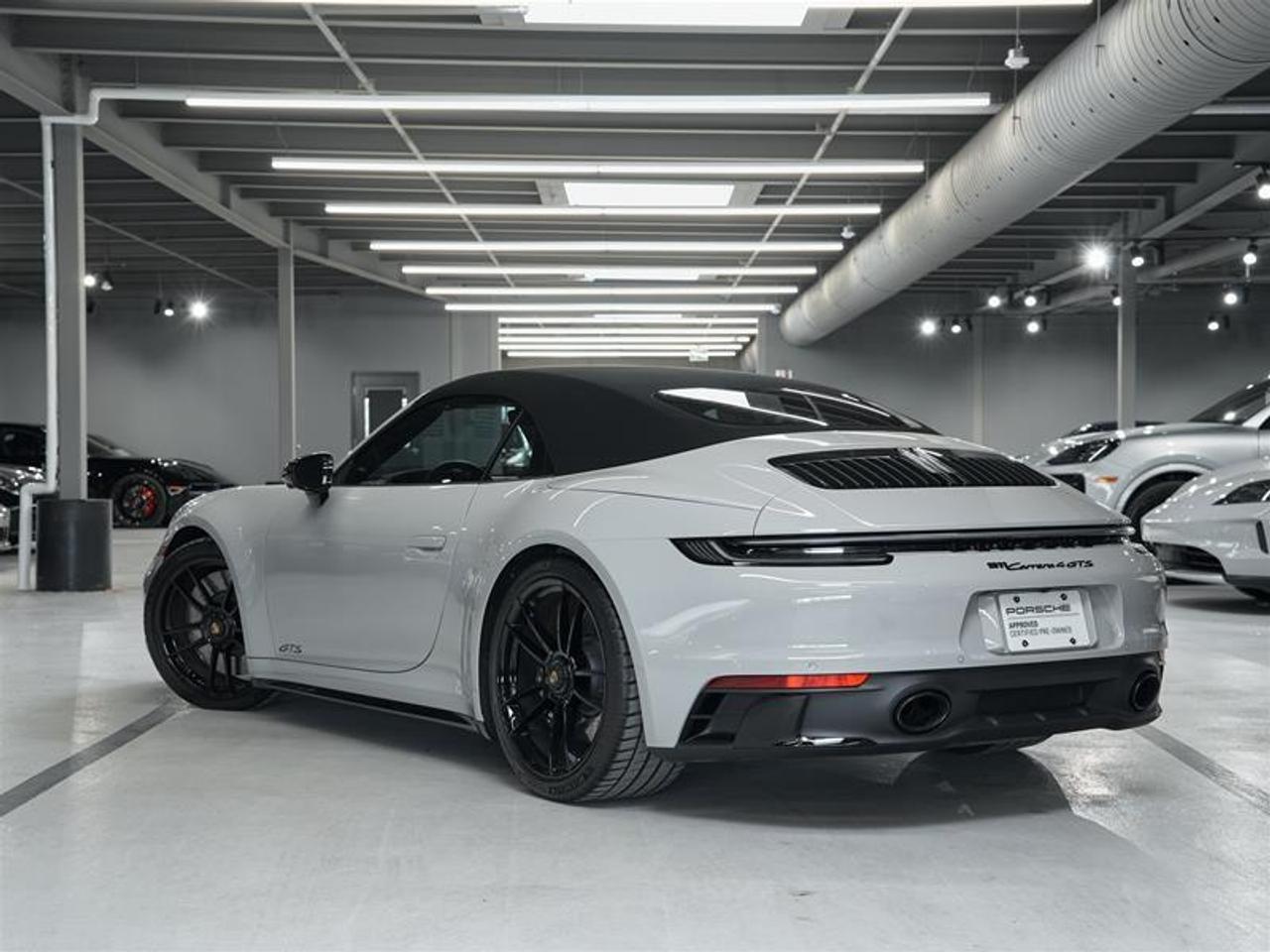 2024 Porsche 911 Carrera 4 GTS Cabriolet Photo
