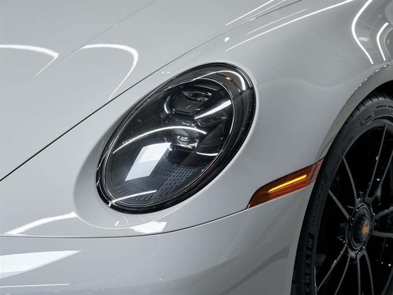 2024 Porsche 911 Carrera 4 GTS Cabriolet Photo