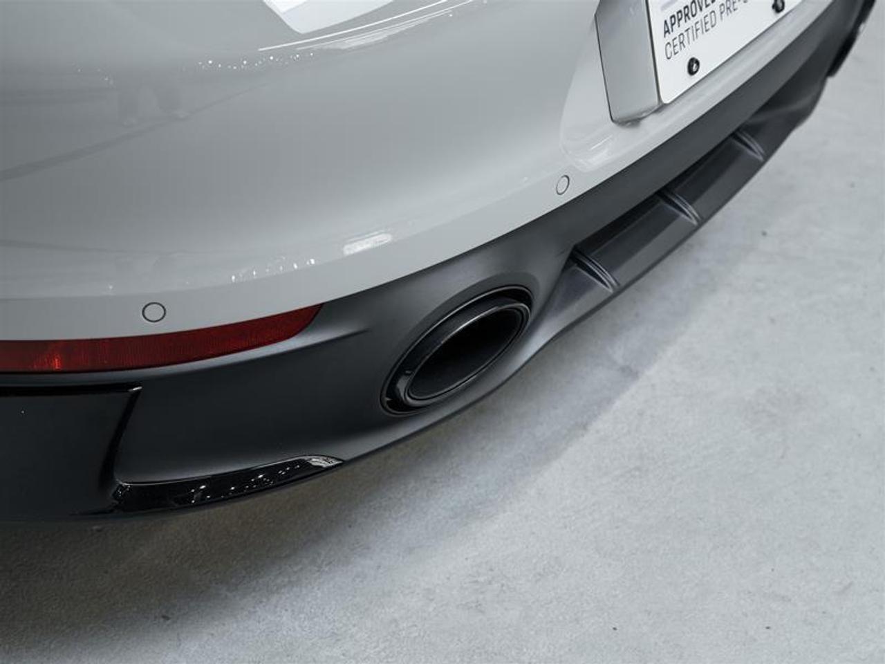 2024 Porsche 911 Carrera 4 GTS Cabriolet Photo