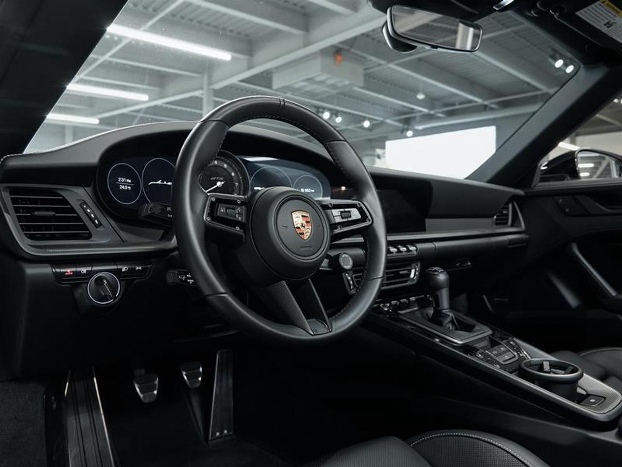 2024 Porsche 911 Carrera 4 GTS Cabriolet Photo