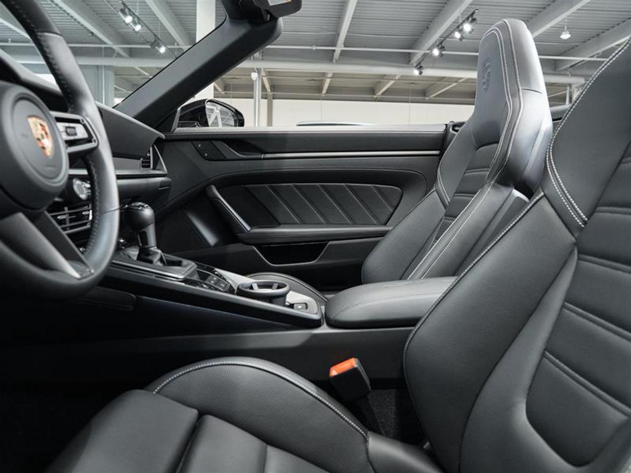 2024 Porsche 911 Carrera 4 GTS Cabriolet Photo