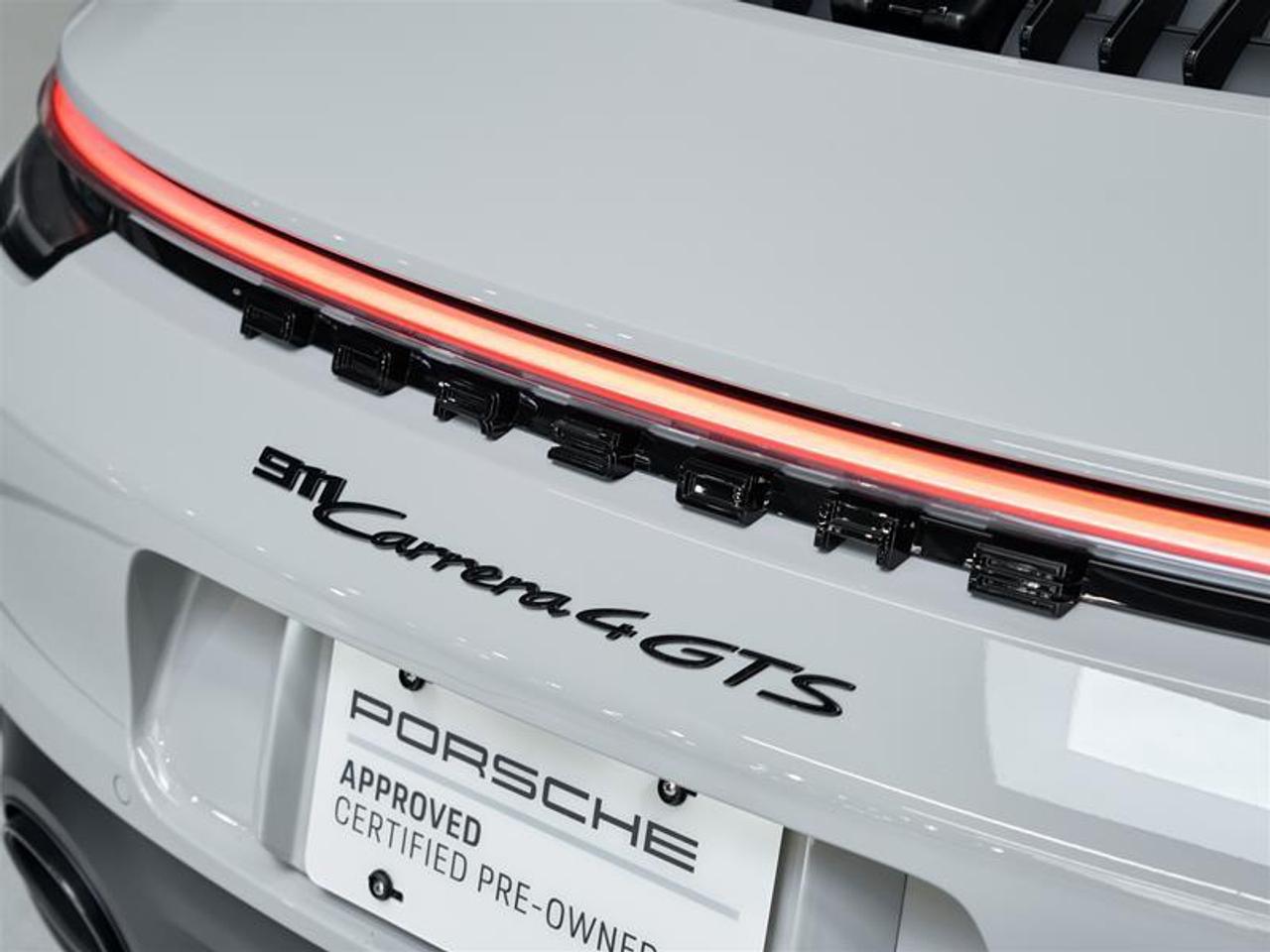 2024 Porsche 911 Carrera 4 GTS Cabriolet Photo