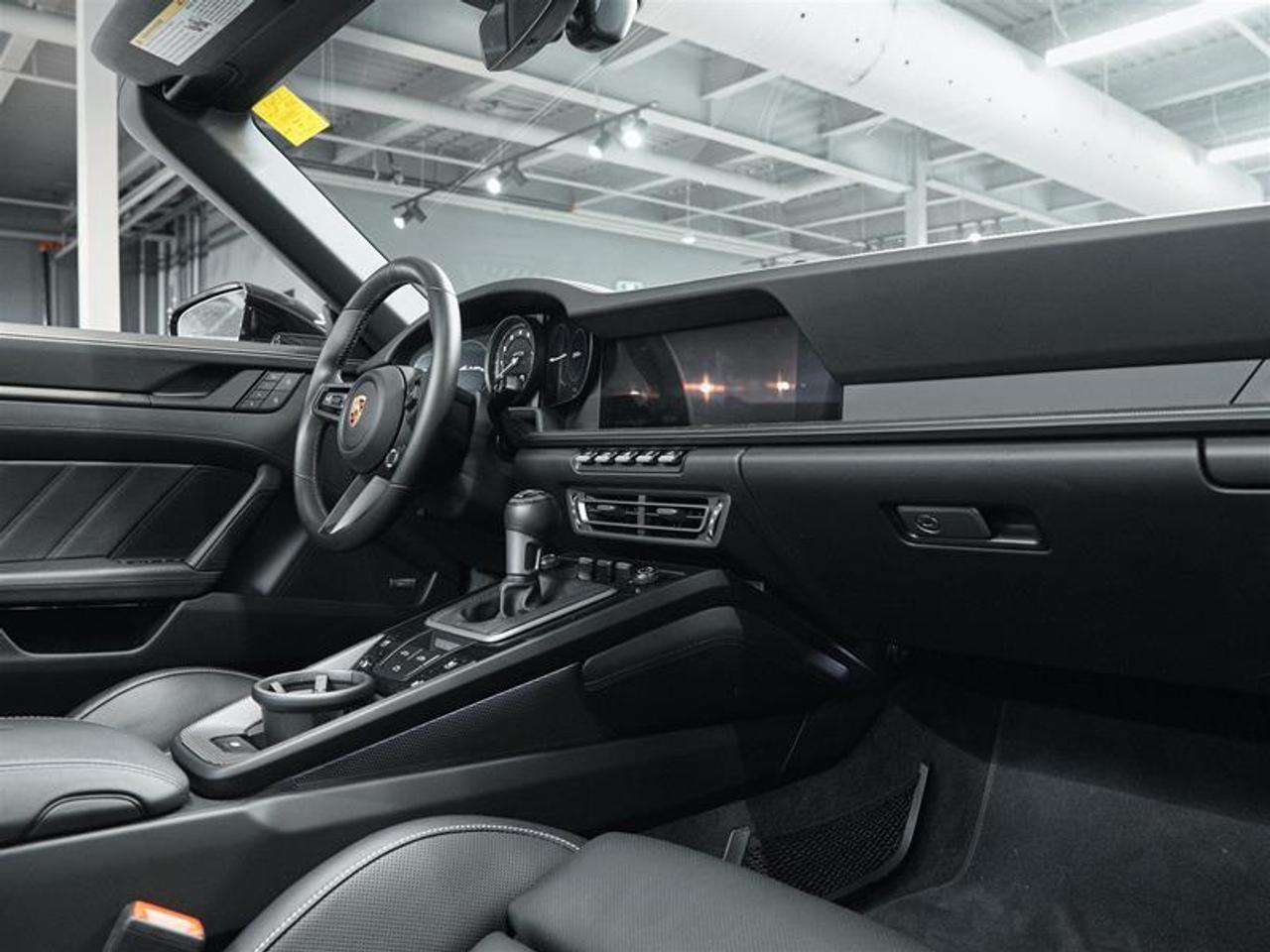 2024 Porsche 911 Carrera 4 GTS Cabriolet Photo