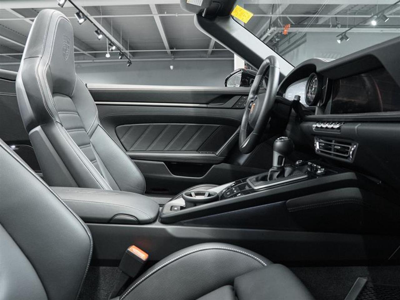 2024 Porsche 911 Carrera 4 GTS Cabriolet Photo