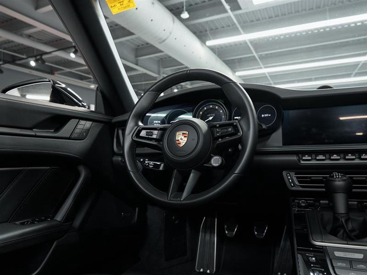 2024 Porsche 911 Carrera 4 GTS Cabriolet Photo