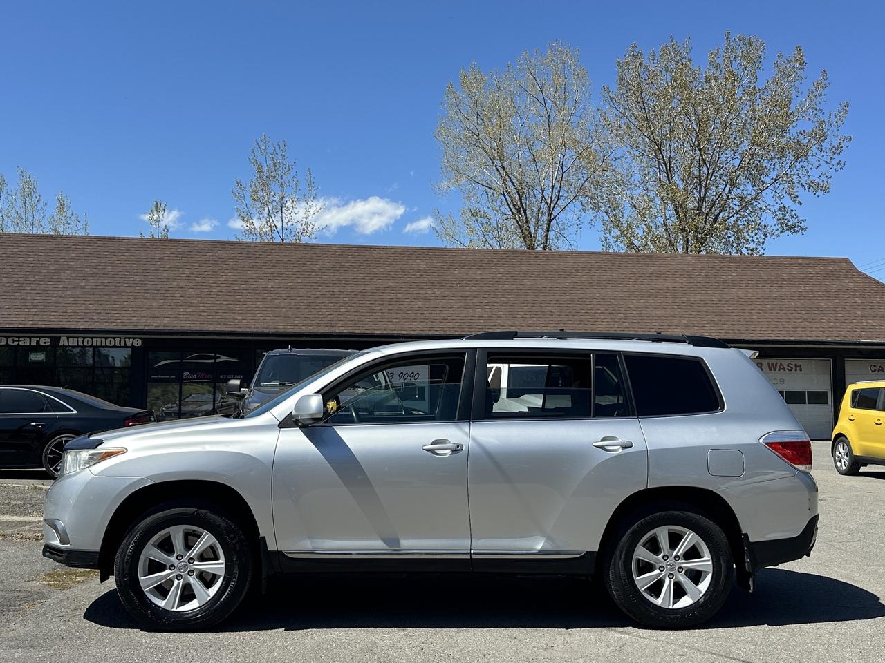 2013 Toyota Highlander -7 PASSENGER-ONE OWNER--CLEAN CARFAX--CERTIFIED- Photo
