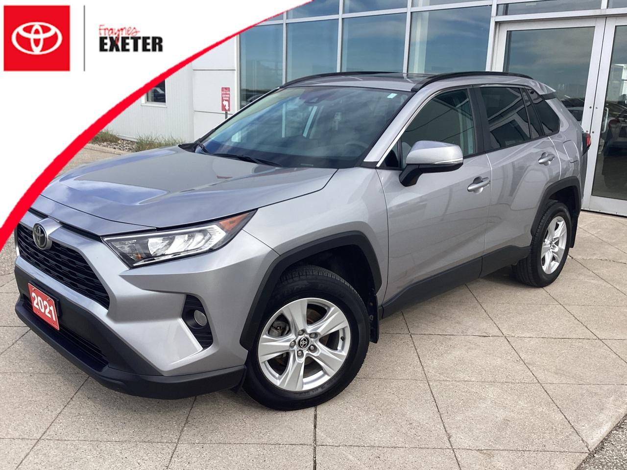 2021 Toyota RAV4 XLE AWD Photo0