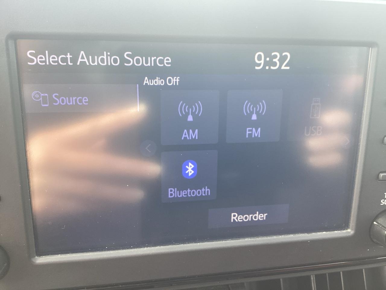 2021 Toyota RAV4 XLE AWD Photo