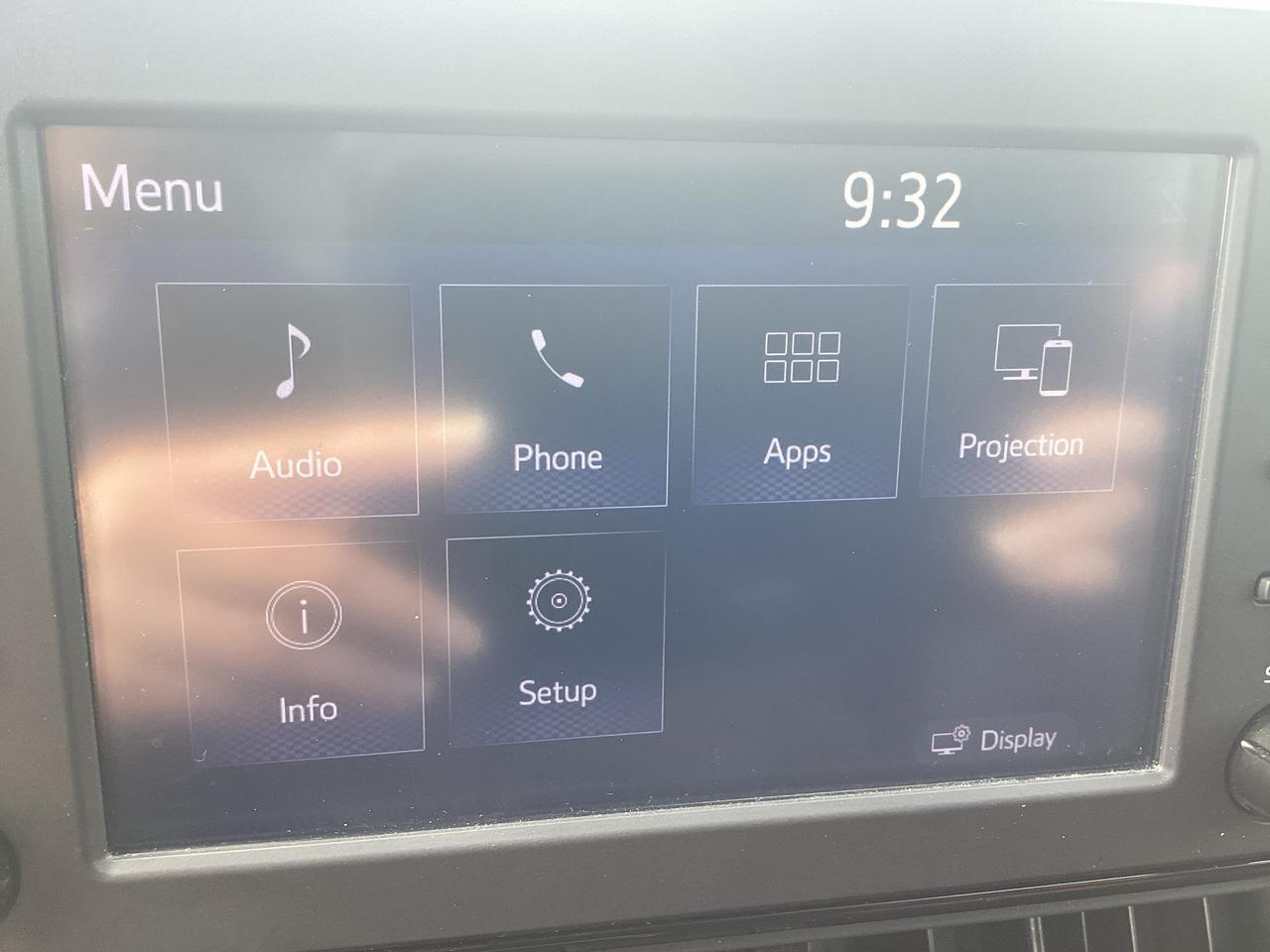 2021 Toyota RAV4 XLE AWD Photo