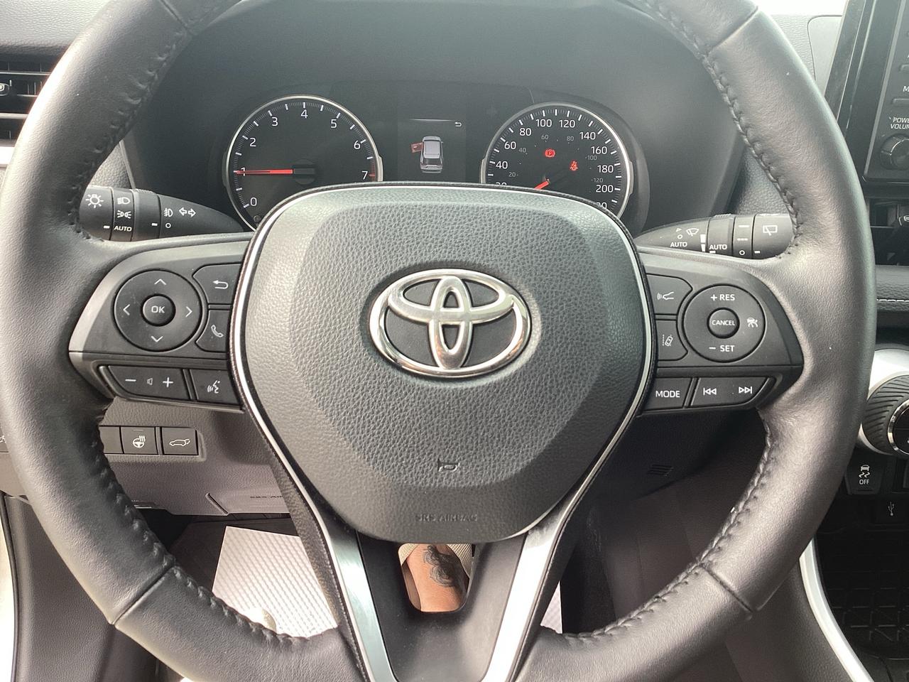 2021 Toyota RAV4 XLE AWD Photo