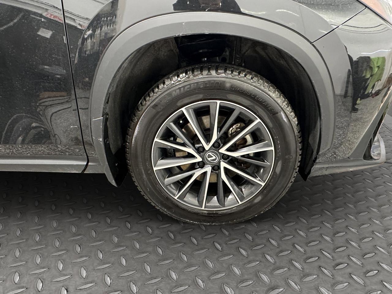 2024 Lexus NX NX 250 | Reverse Cam | Heated Seats Photo