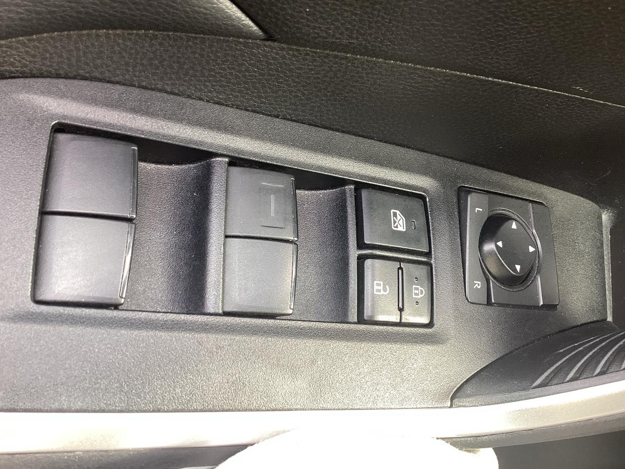 2021 Toyota RAV4 Hybrid XLE AWD Photo