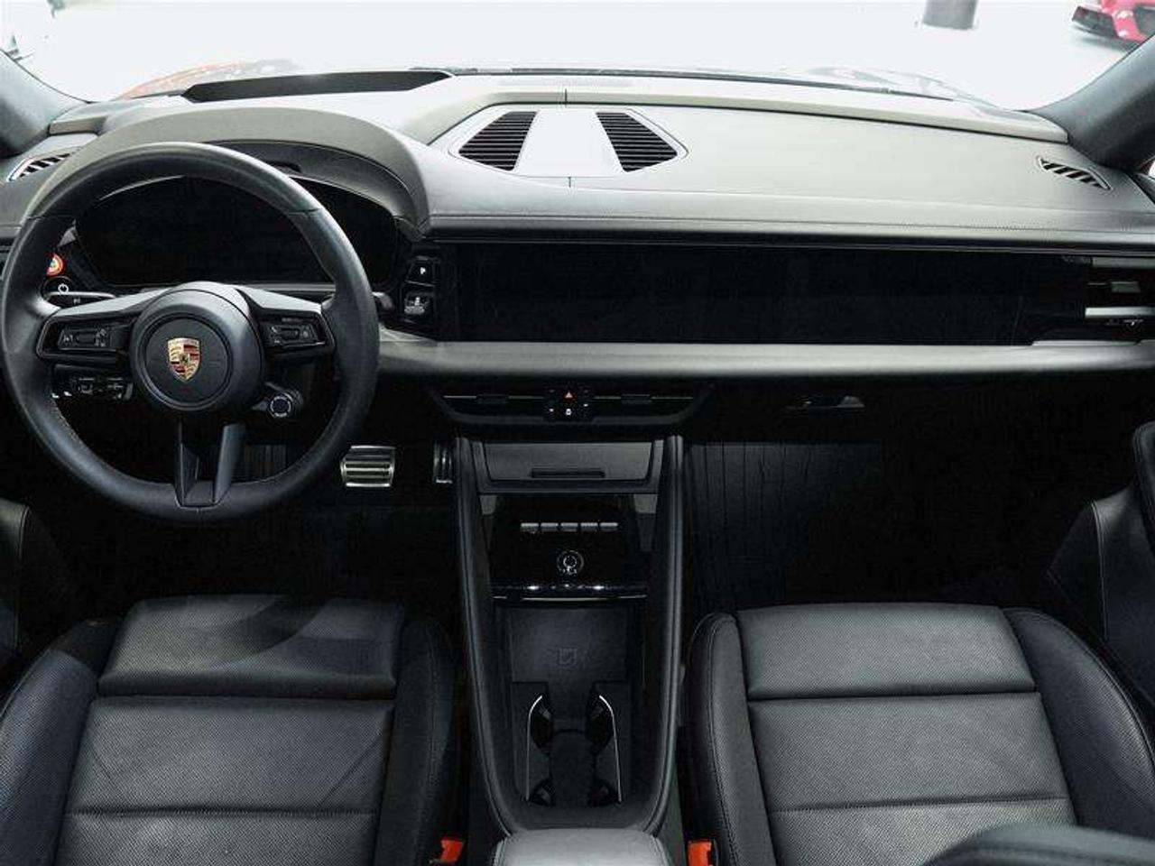 2025 Porsche Macan Electric 4S AWD Photo