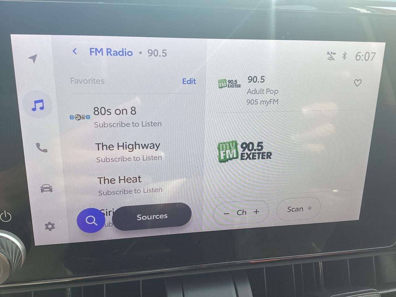 2023 Toyota RAV4 Hybrid XLE AWD Photo
