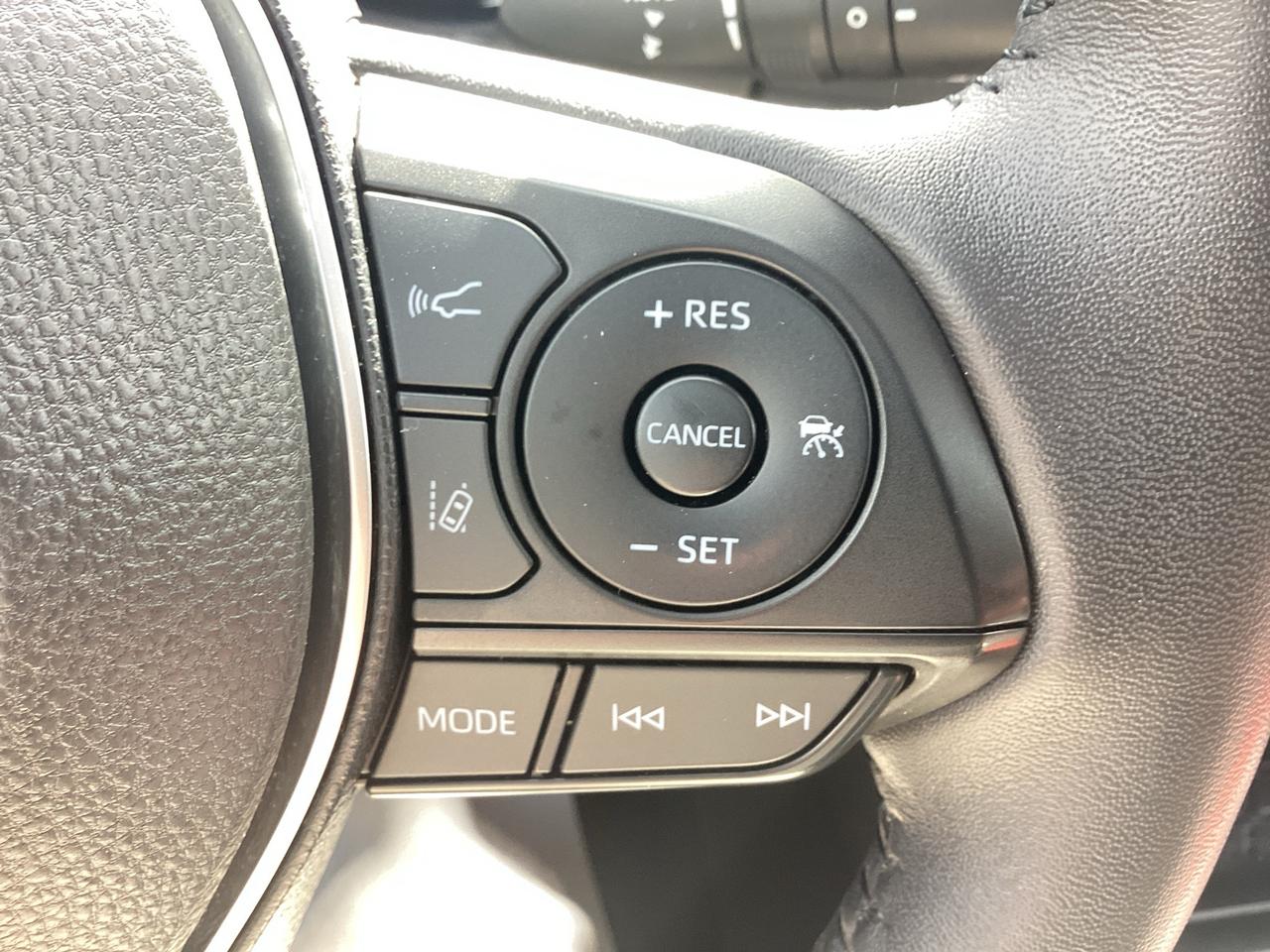 2023 Toyota RAV4 Hybrid XLE AWD Photo