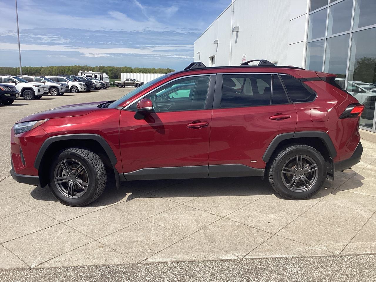 2023 Toyota RAV4 Hybrid XLE AWD Photo
