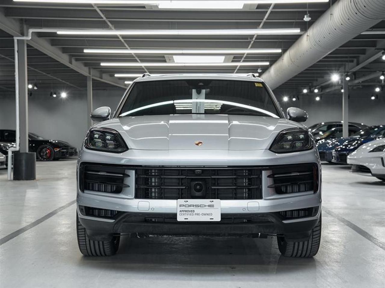 2025 Porsche Cayenne AWD Photo