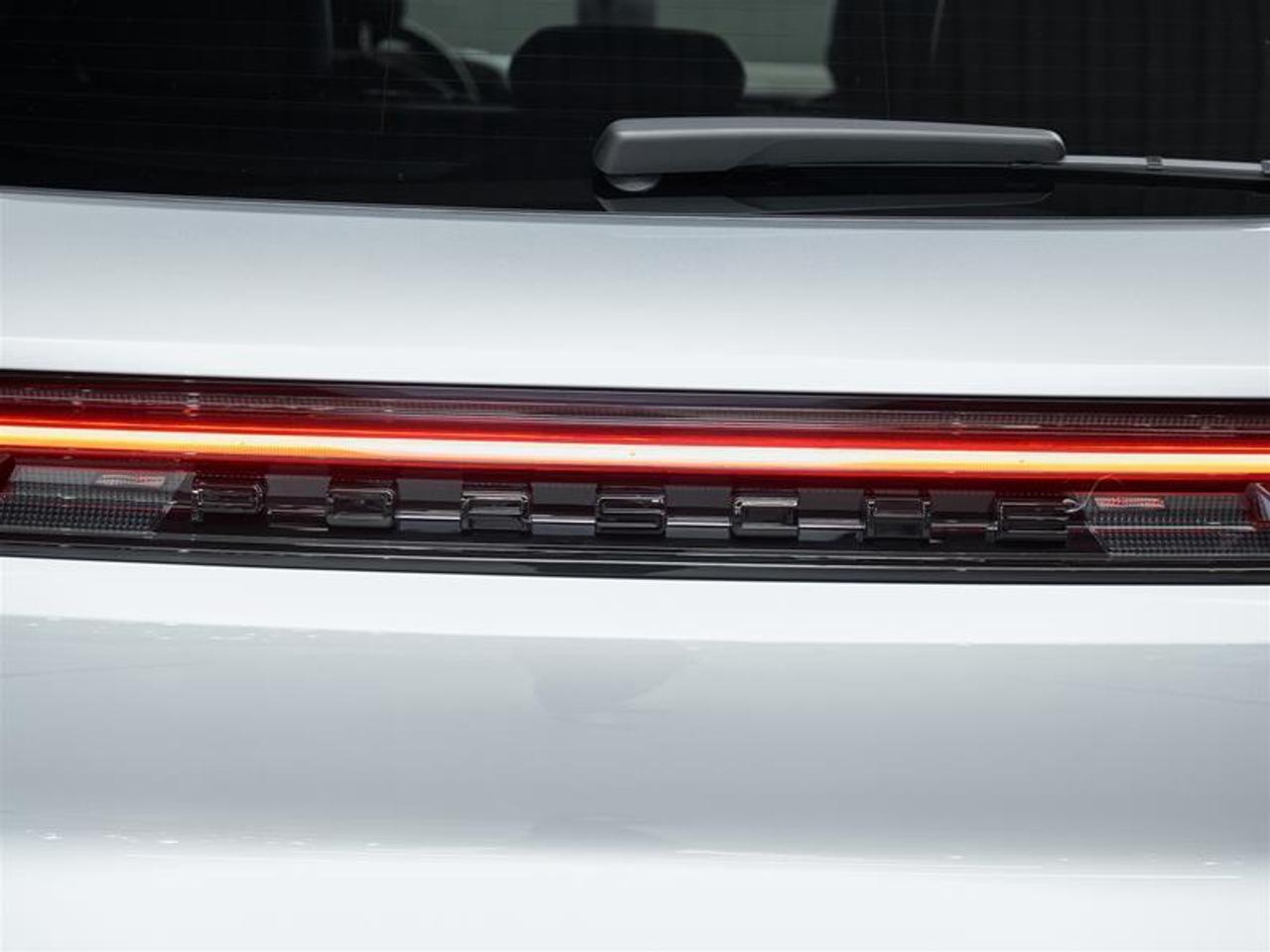 2025 Porsche Cayenne AWD Photo