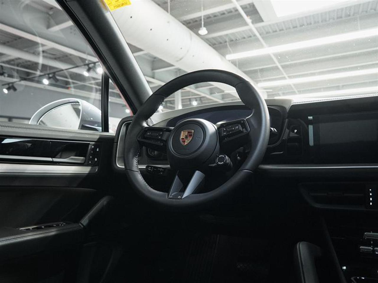 2025 Porsche Cayenne AWD Photo