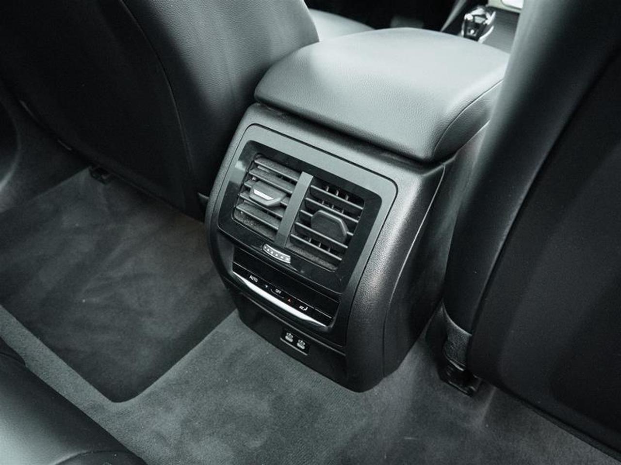 2023 BMW X3 xDrive30i Photo