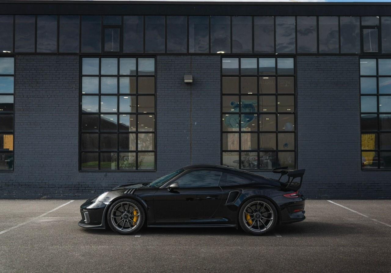 2019 Porsche 911 GT3 RS Coupe Photo