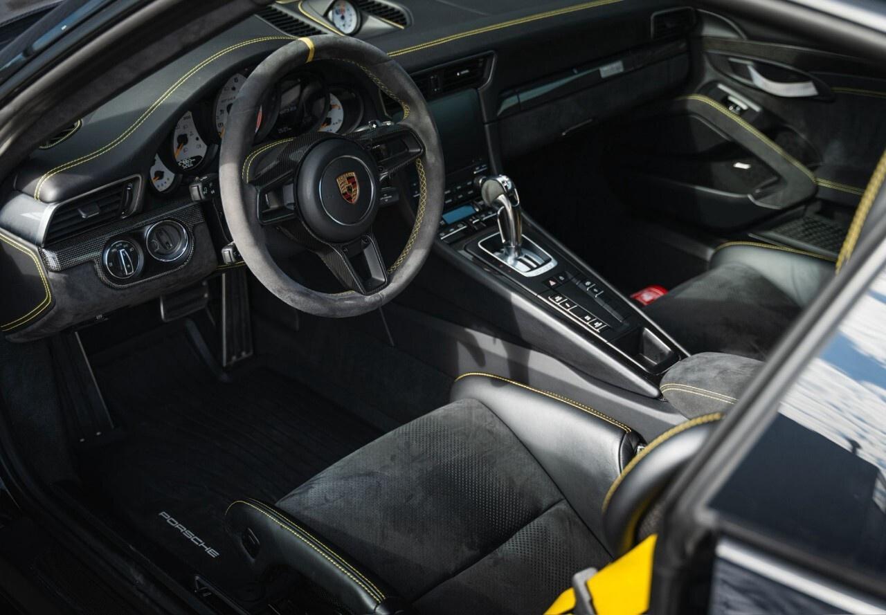 2019 Porsche 911 GT3 RS Coupe Photo