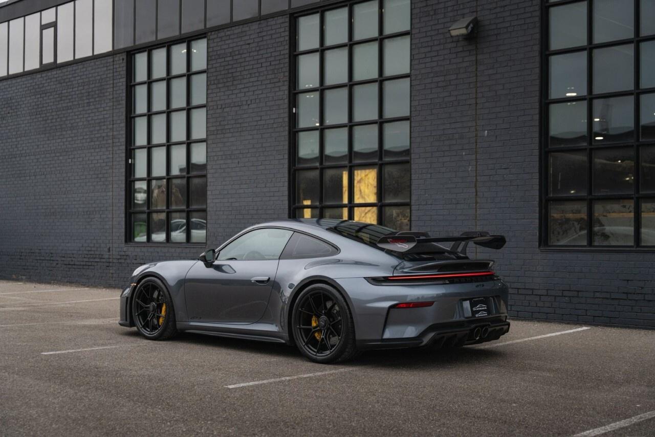 2026 Porsche 911 GT3 Coupe Photo3