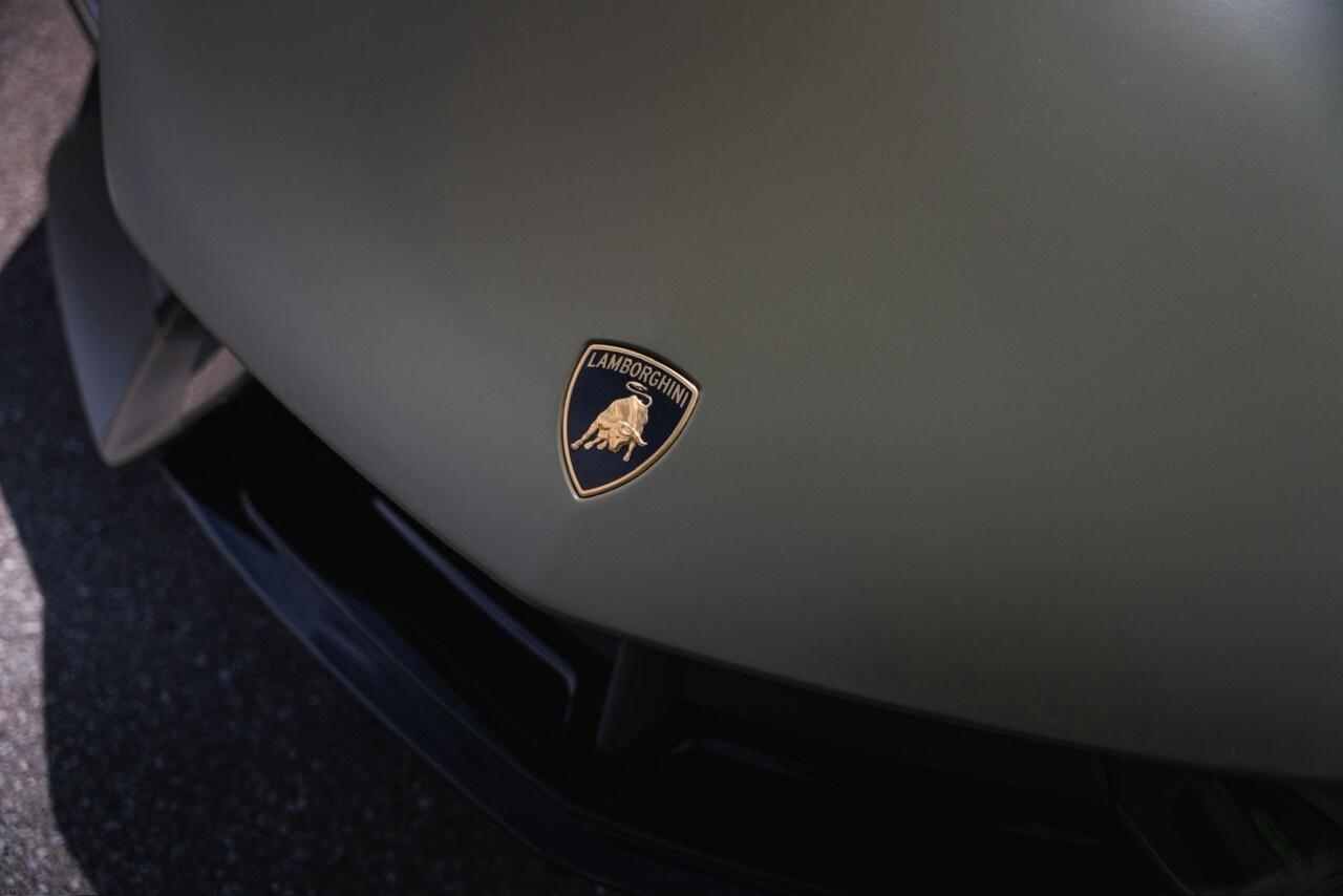 2024 Lamborghini Revuelto Coupe Photo