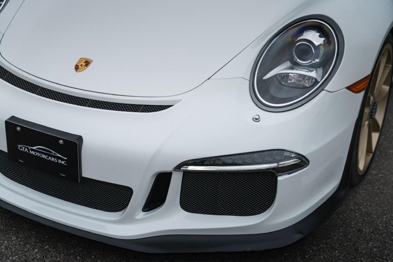 2015 Porsche 911 2dr Cpe GT3 Photo