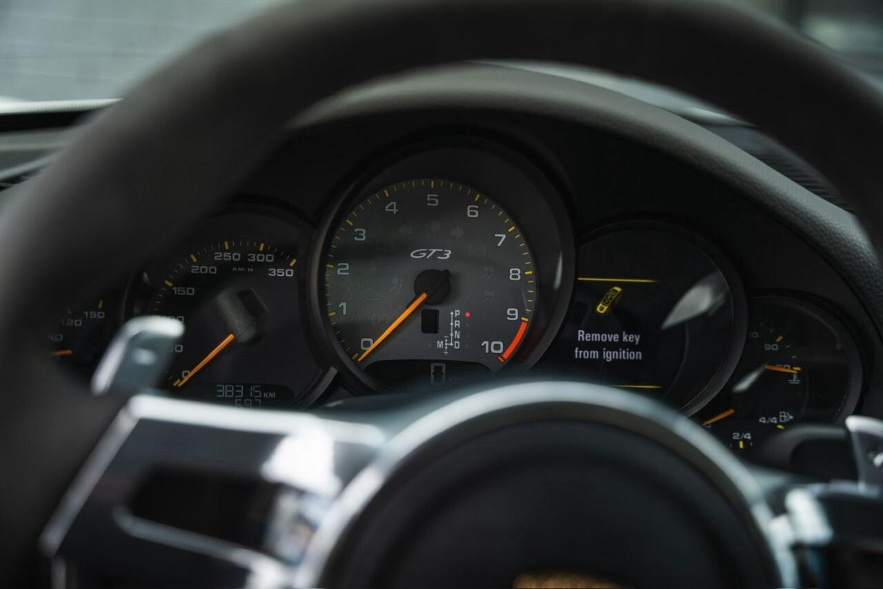 2015 Porsche 911 2dr Cpe GT3 Photo