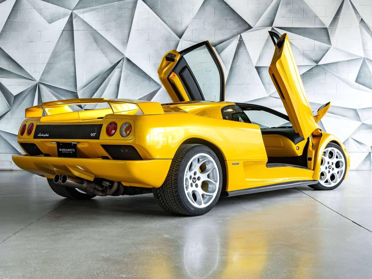 2001 Lamborghini Diablo PRICED IN USD Photo