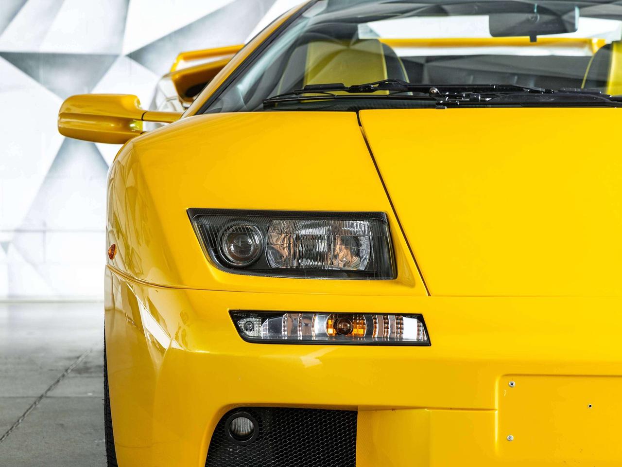 2001 Lamborghini Diablo PRICED IN USD Photo