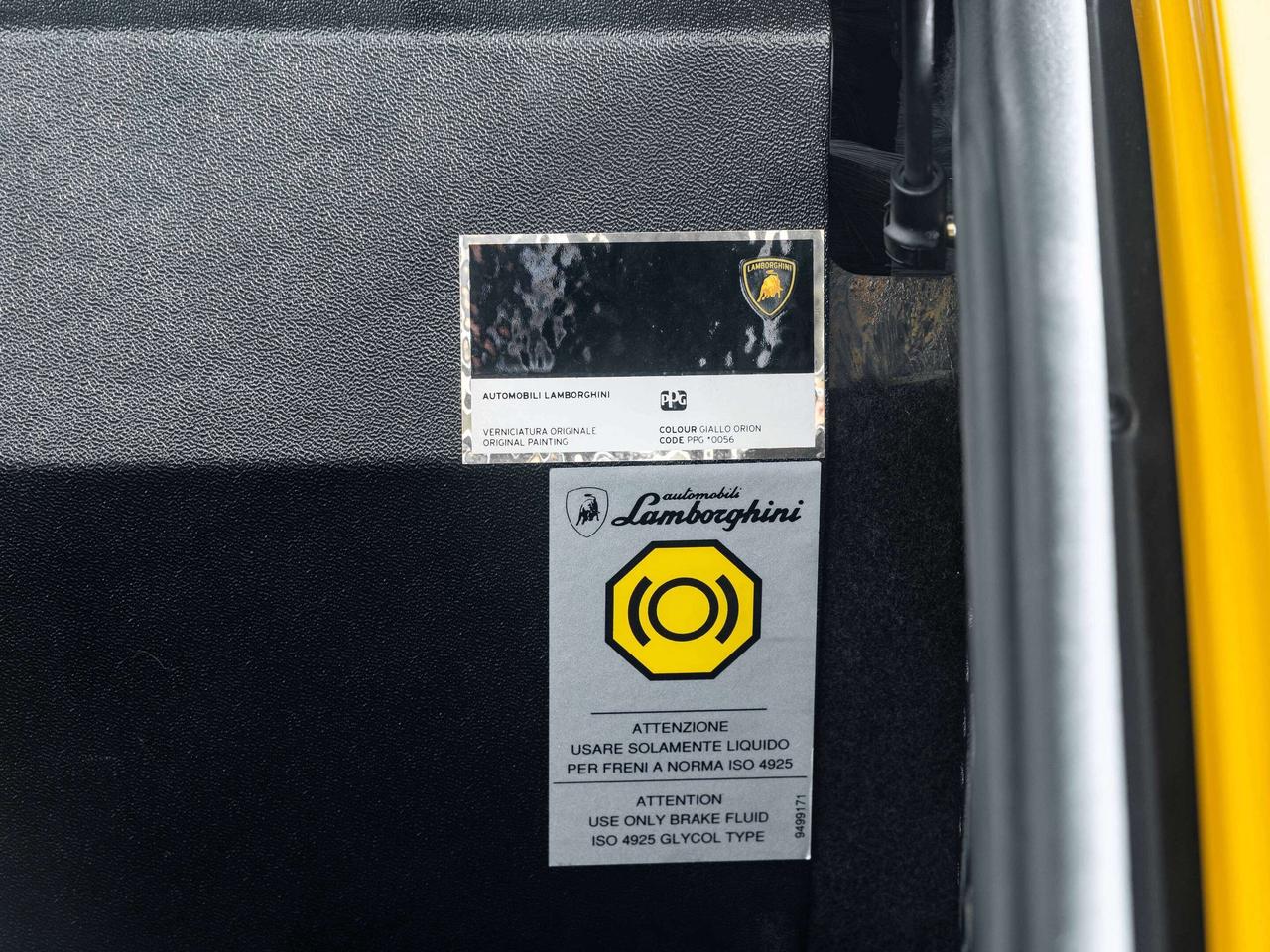 2001 Lamborghini Diablo PRICED IN USD Photo