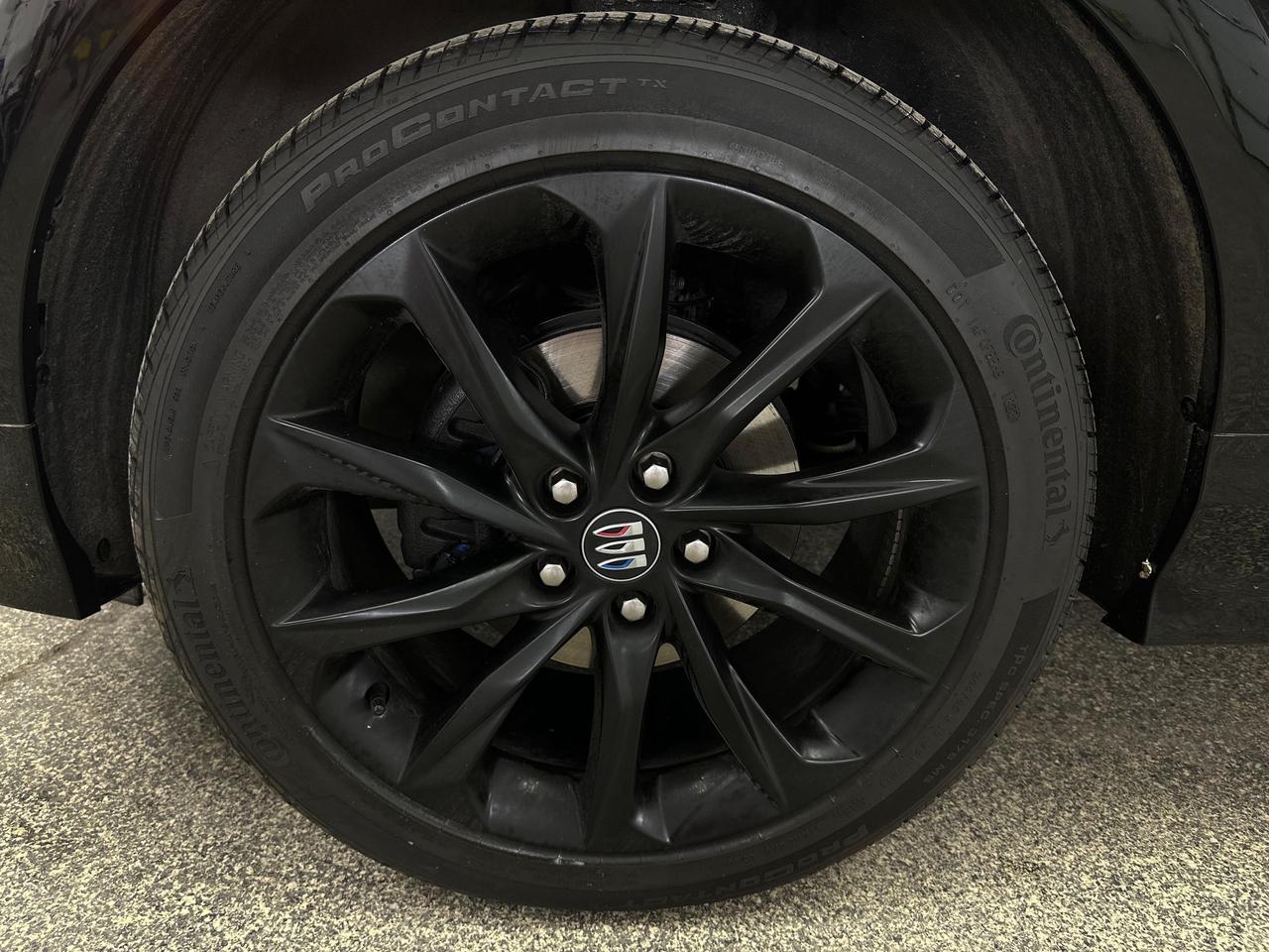 2024 Buick Encore GX Sport Touring - AWD/LEATHER/PANOROOF/29KM! Photo