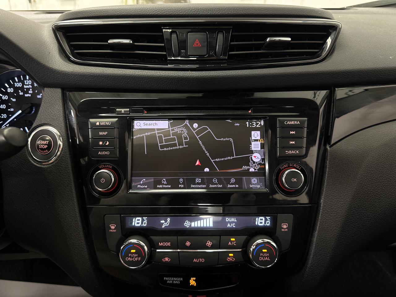 2023 Nissan Qashqai SL Photo