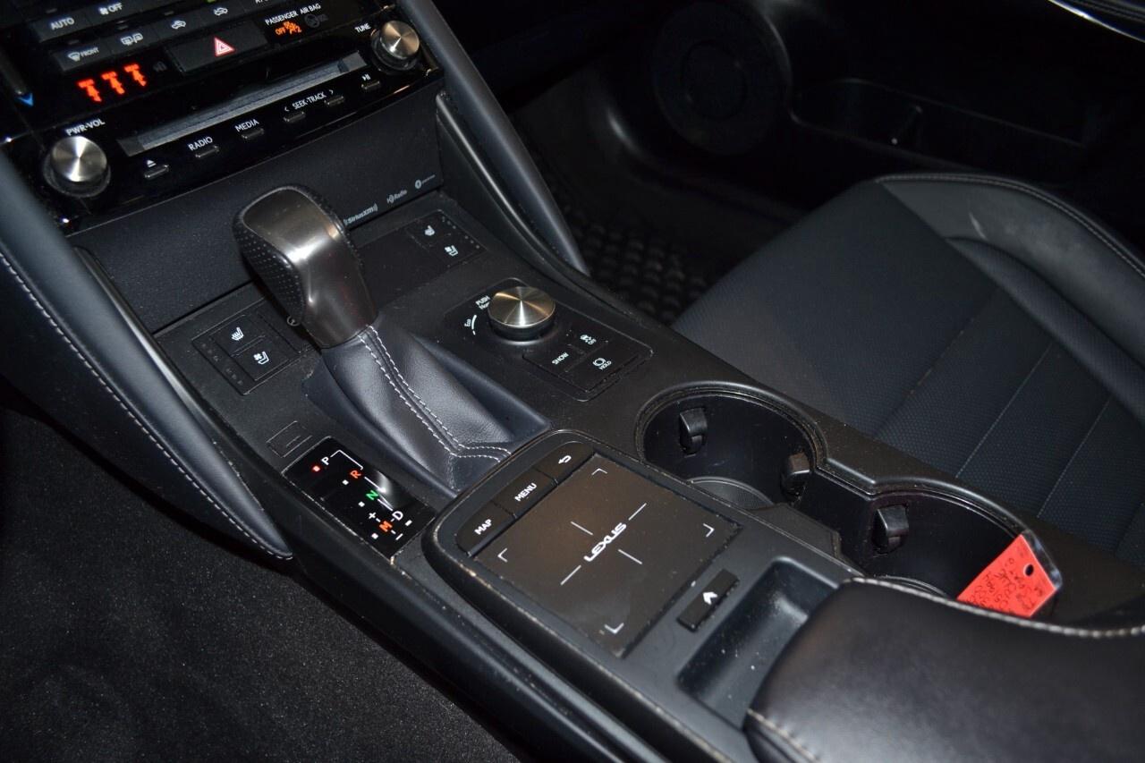 2023 Lexus IS 300 F Sport 2 Photo