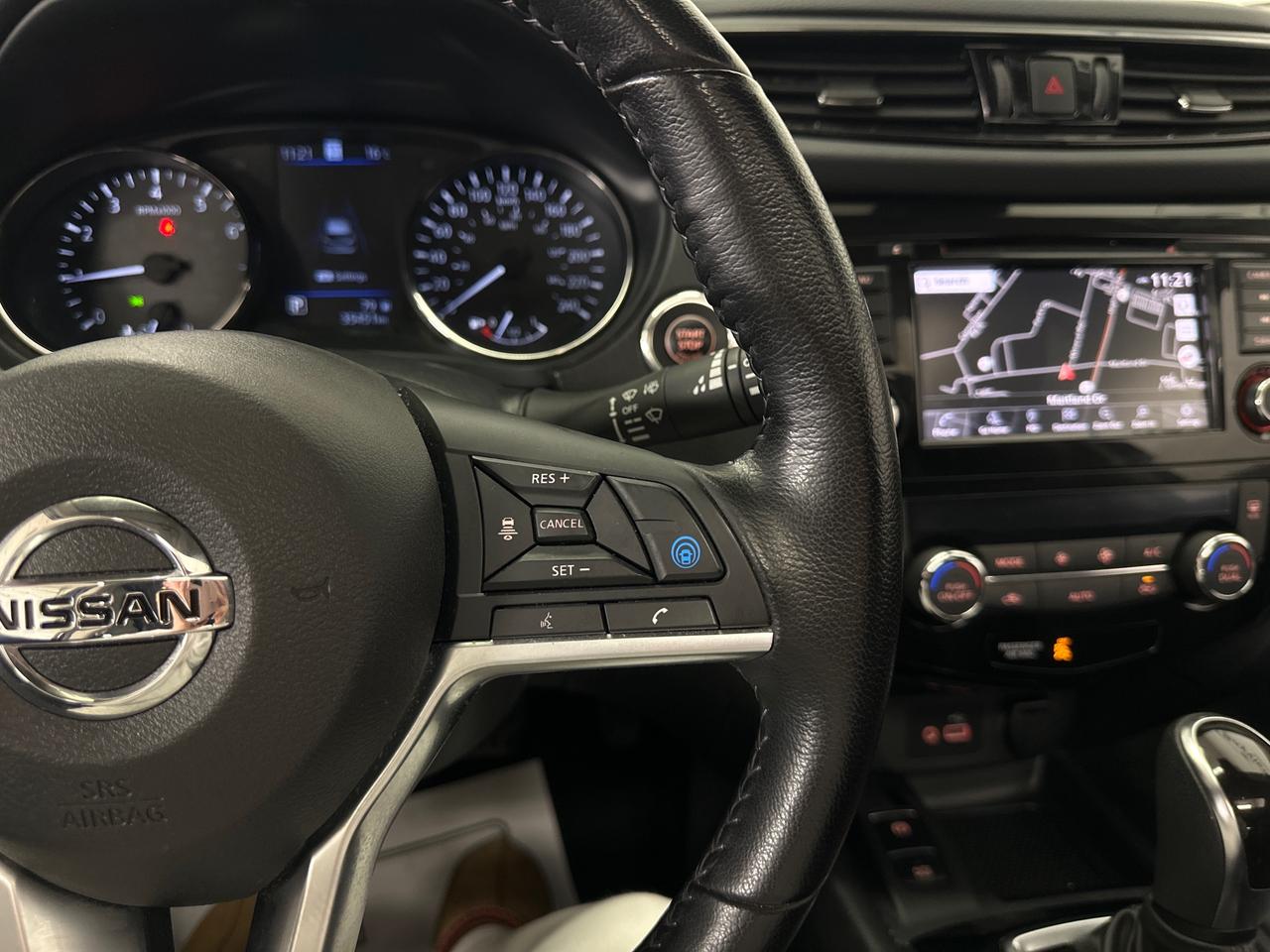 2023 Nissan Qashqai SL Photo