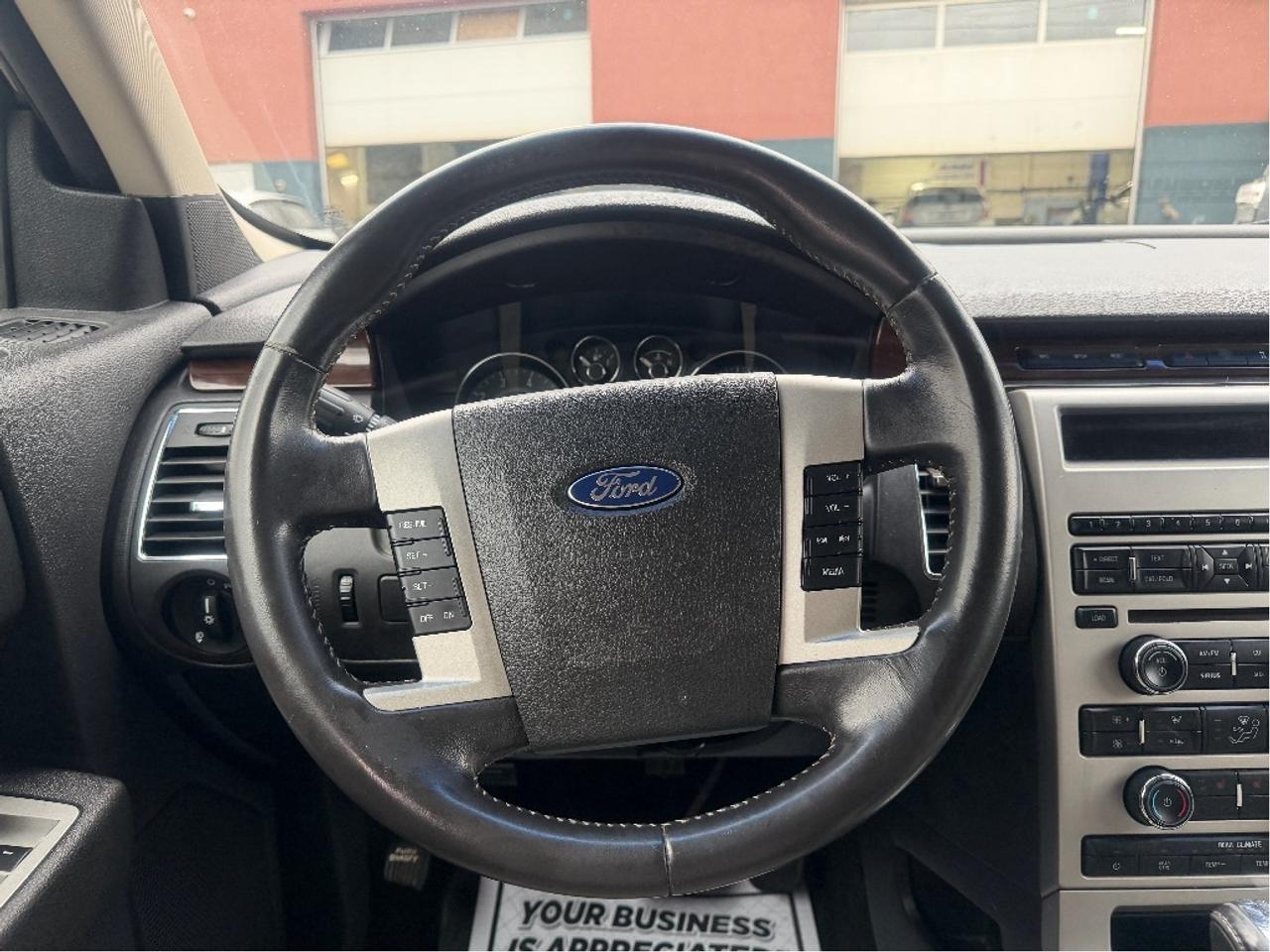 2010 Ford Flex SEL Photo