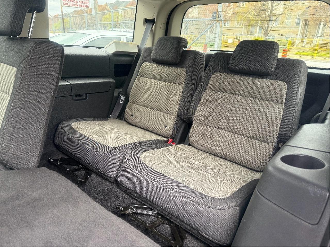 2010 Ford Flex SEL Photo