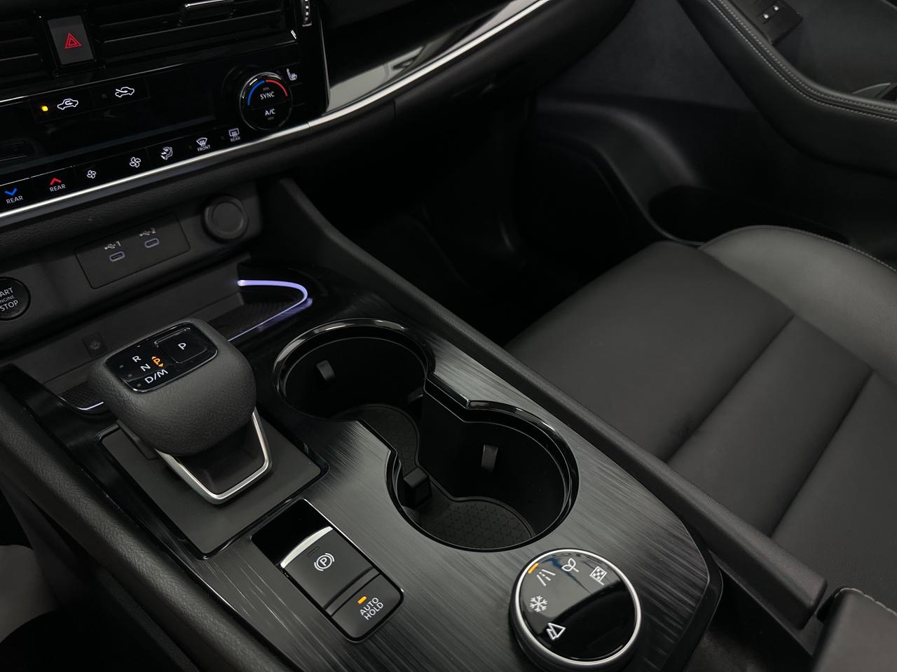2024 Nissan Rogue SL Photo