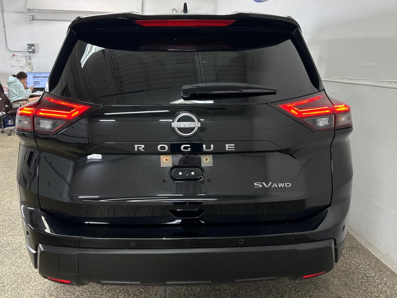 2024 Nissan Rogue SV MOONROOF Photo