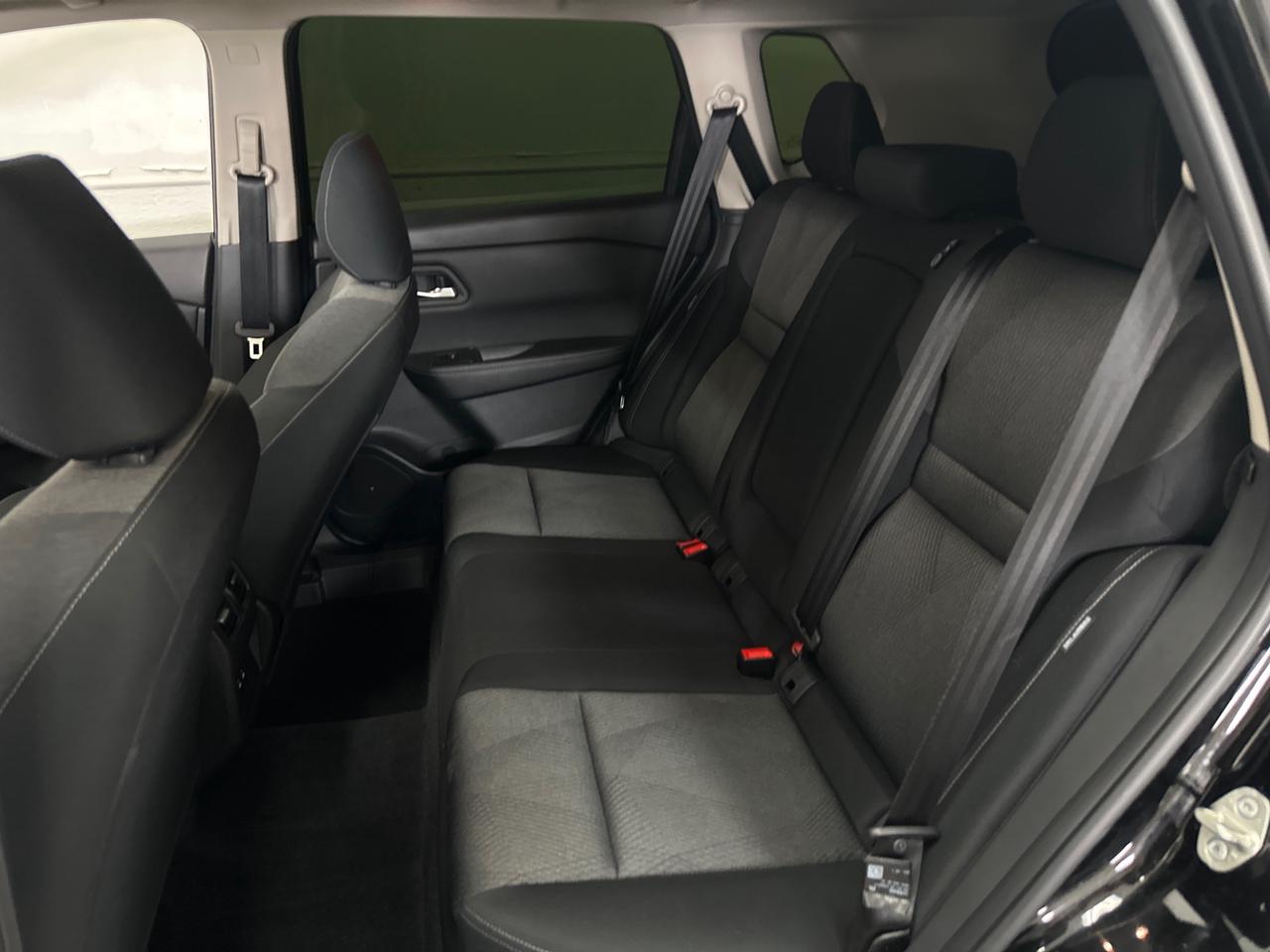 2024 Nissan Rogue SV MOONROOF Photo