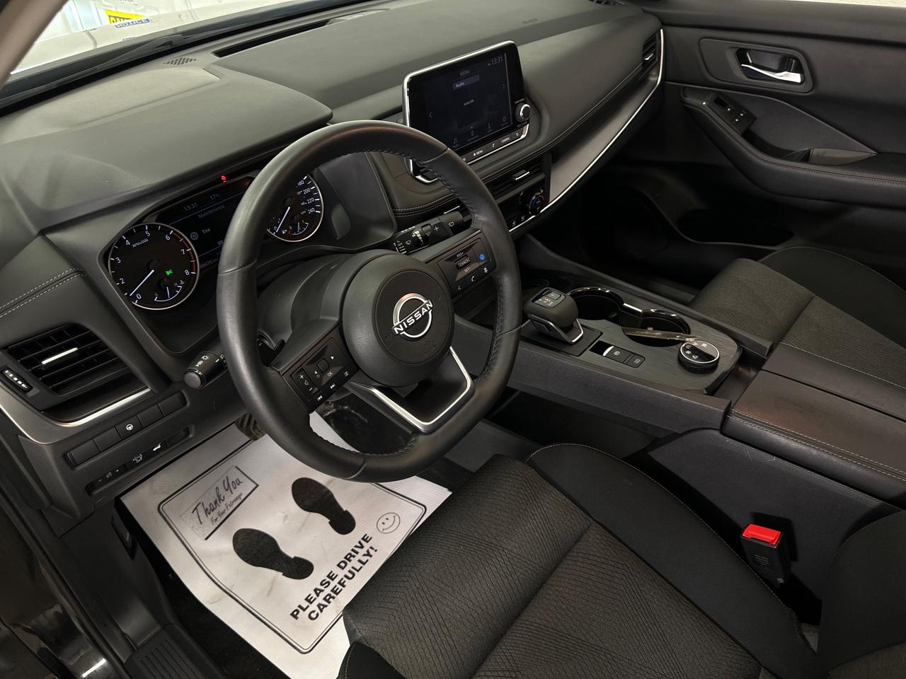 2024 Nissan Rogue SV MOONROOF Photo