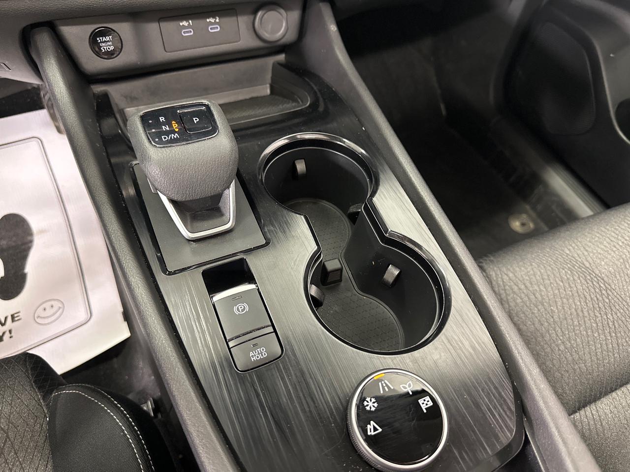 2024 Nissan Rogue SV MOONROOF Photo