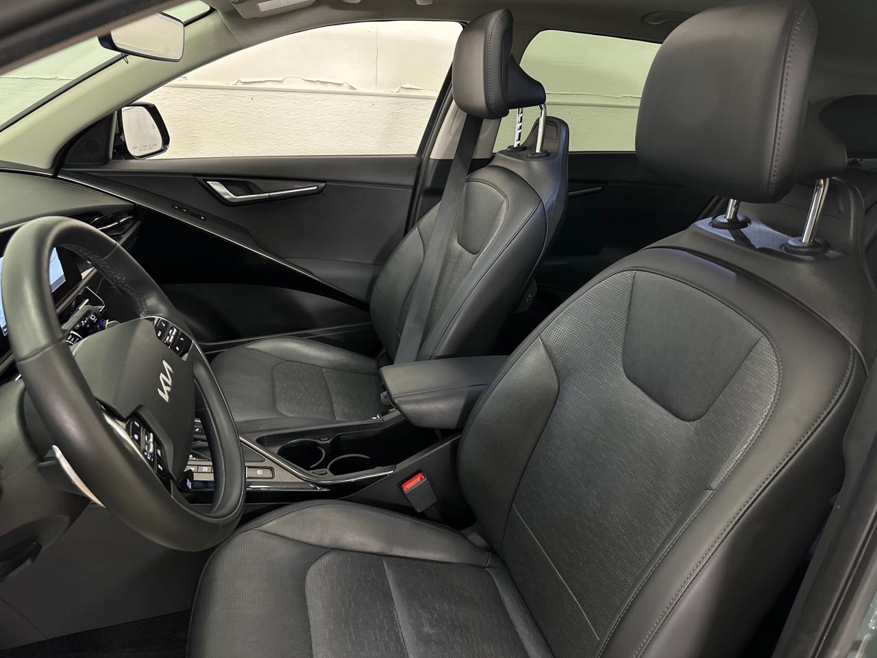 2023 Kia NIRO SX Photo