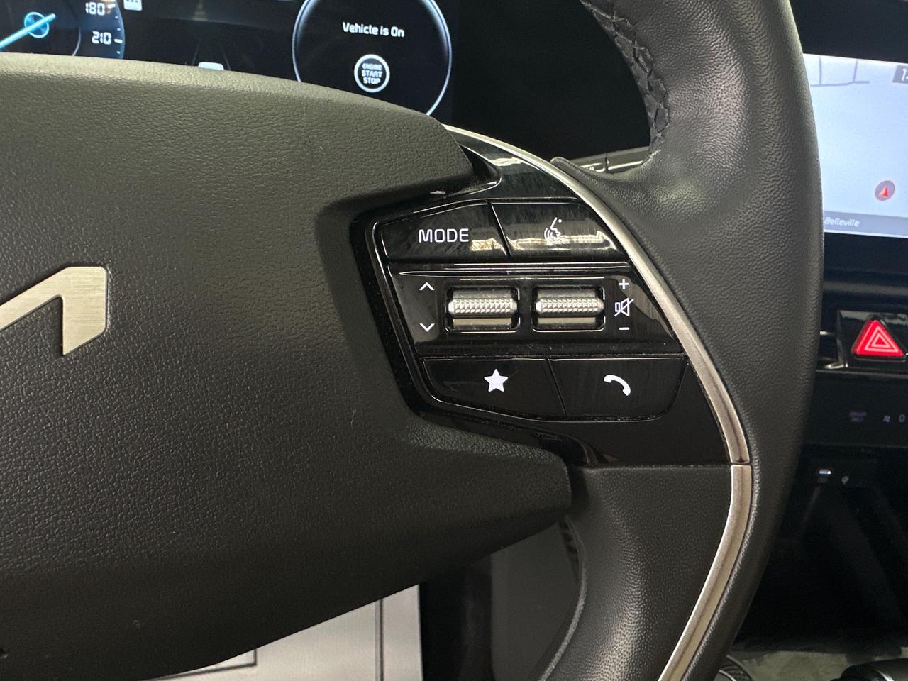2023 Kia NIRO SX Photo