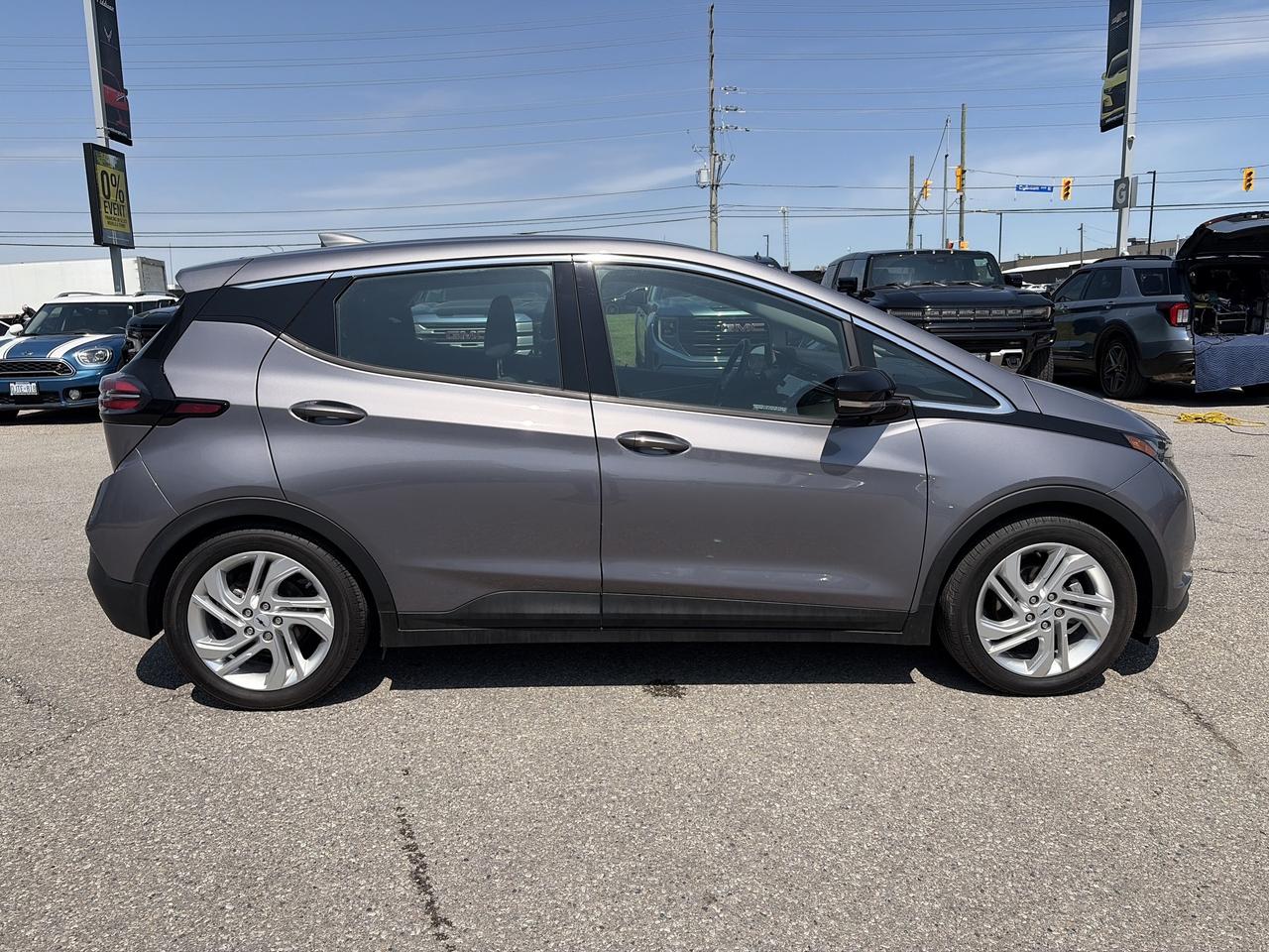 2023 Chevrolet ChevroletBolt_EUV 1LT Photo